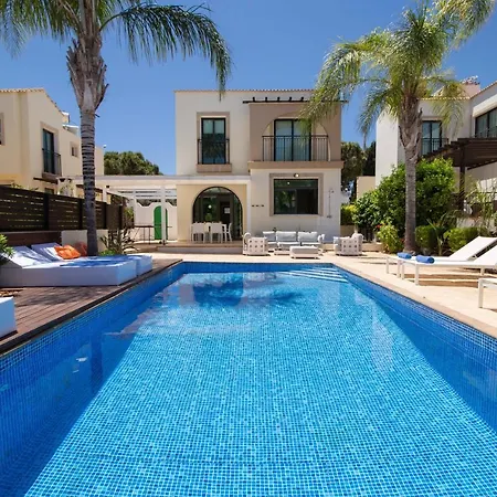 Mylos 7 Holiday home *