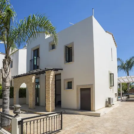 Mylos 7 Holiday home