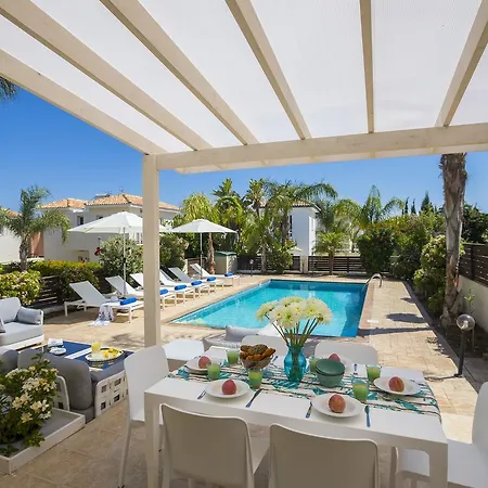 Дом отдыха Mylos 7 *