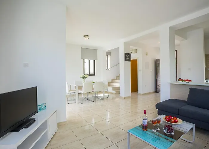 Nyaraló Mylos 7 Protarász